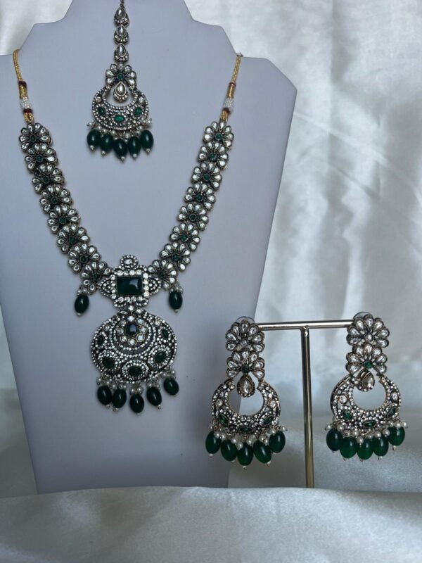 725ac50e-729c-48c0-a811-55bff63c2a55