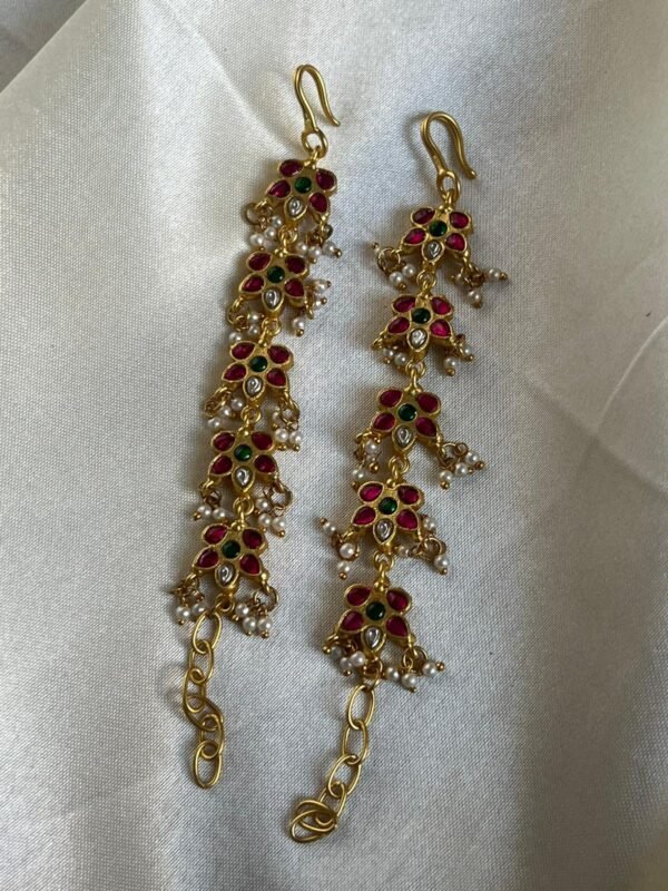 b546df75-4ed4-4b2e-88d0-eba569713e50